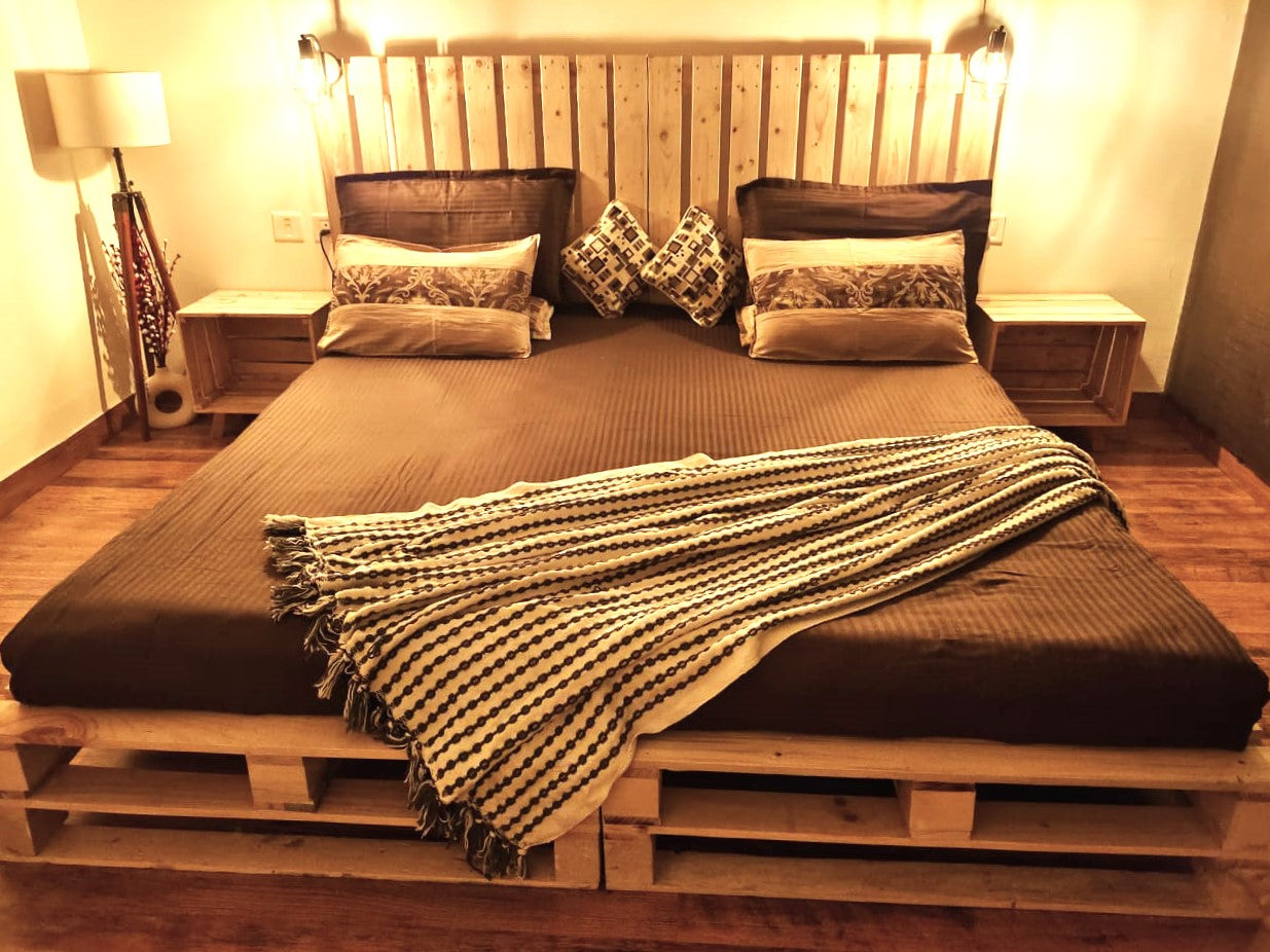 Naira Pallet Bed