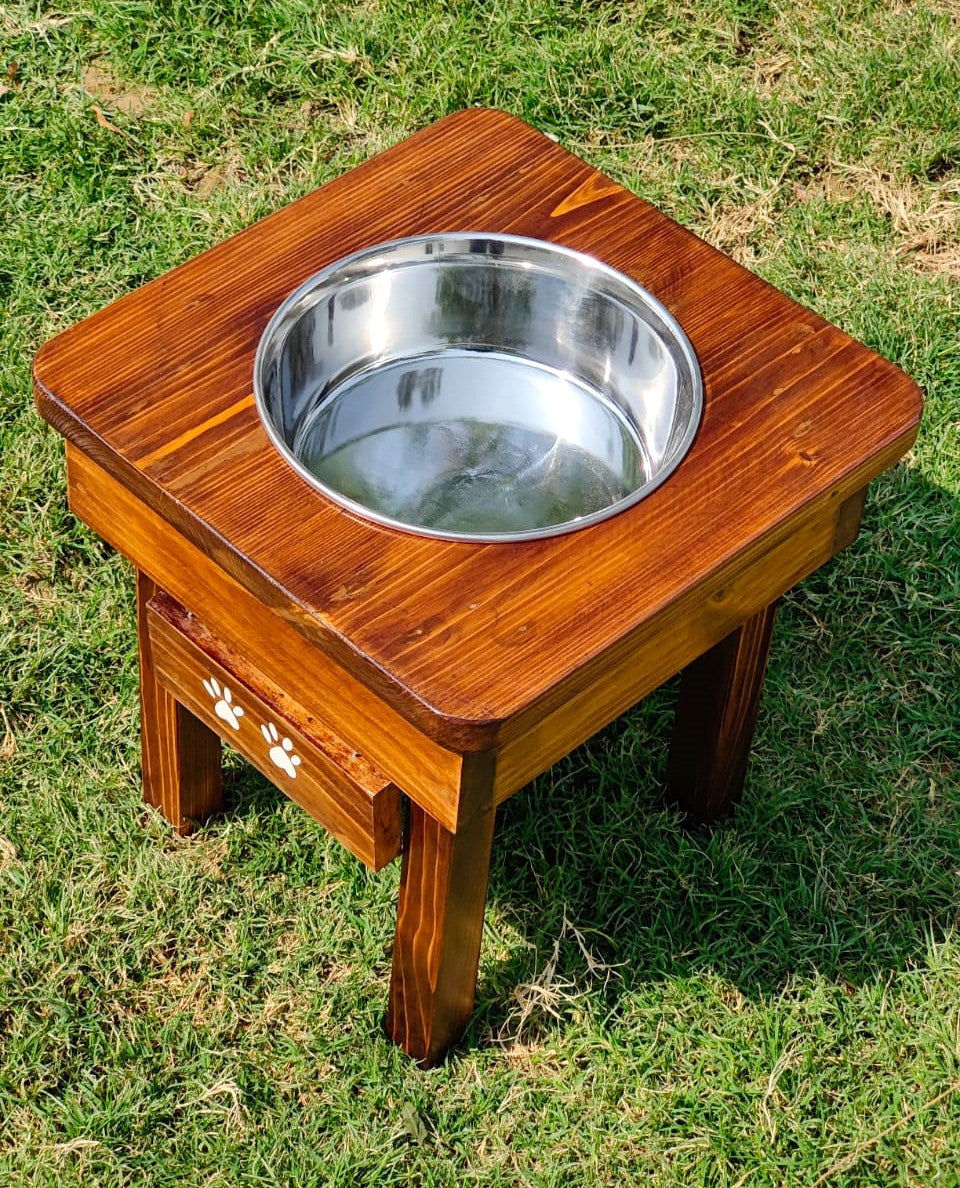 Single Bowl Stand with Paw Tag