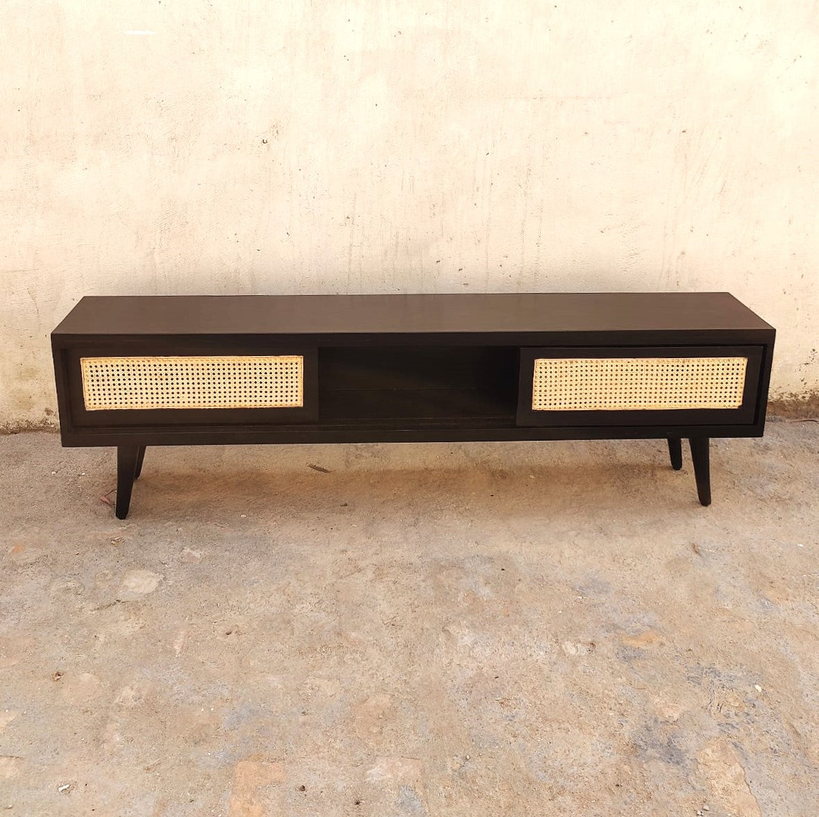 Diana Tv Unit